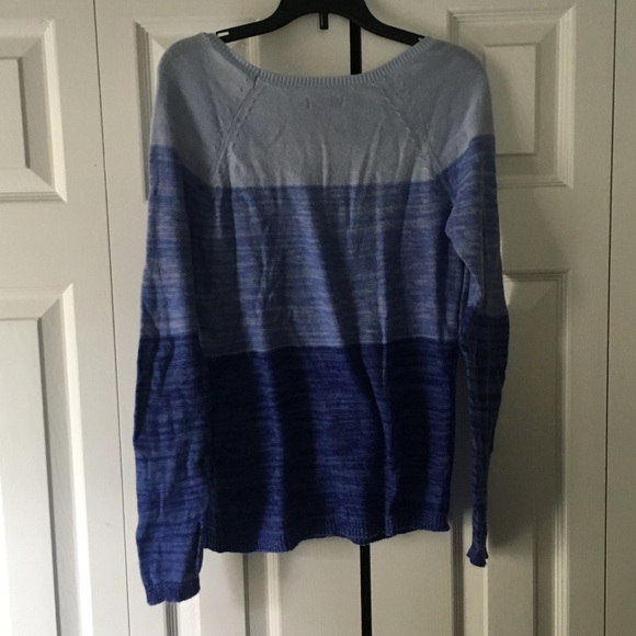Old Navy blue ombré colorblock sweater - Picture 2 of 3